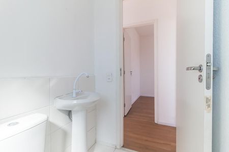 Banheiro de apartamento para alugar com 2 quartos, 49m² em Vila Monteiro, Poá