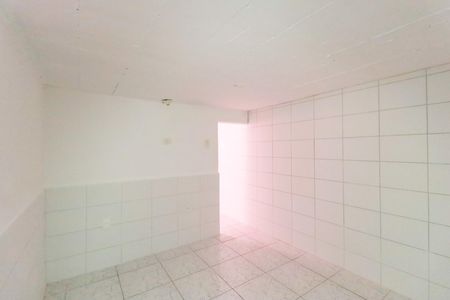 Quarto 2 de casa para alugar com 3 quartos, 60m² em Vila Gustavo, São Paulo