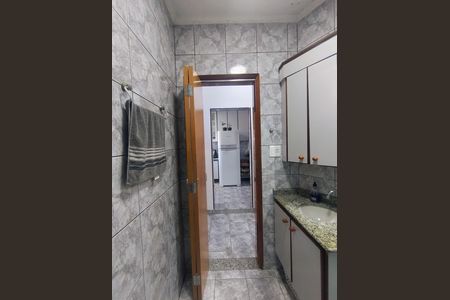 Banheiro Social de apartamento à venda com 3 quartos, 71m² em Vila Euro, São Bernardo do Campo