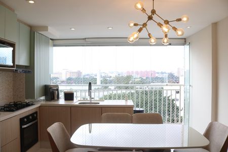 Apartamento à venda com 2 quartos, 47m² em Parque Industrial Tomas Edson, São Paulo