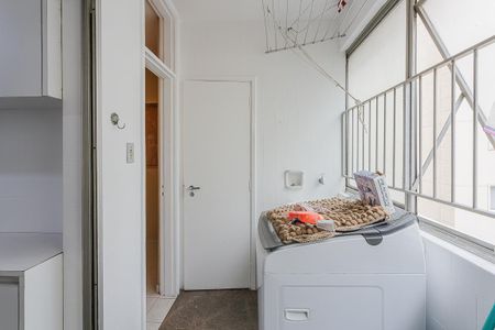 Apartamento para alugar com 130m², 3 quartos e 2 vagas Apartamento para alugar com 130m², 3 quartos e 2 vagasÁrea de Serviço
