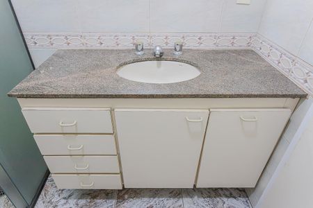 Apartamento para alugar com 130m², 3 quartos e 2 vagas Apartamento para alugar com 130m², 3 quartos e 2 vagasBanheiro