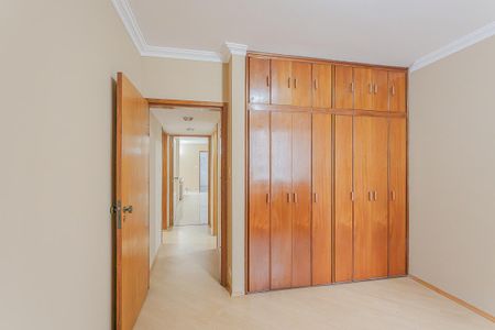Apartamento para alugar com 130m², 3 quartos e 2 vagas Apartamento para alugar com 130m², 3 quartos e 2 vagasQuarto 1