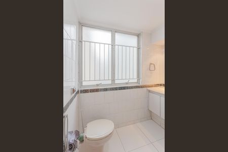 Apartamento para alugar com 130m², 3 quartos e 2 vagas Apartamento para alugar com 130m², 3 quartos e 2 vagasBanheiro da Suíte