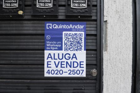 Fachada de casa para alugar com 1 quarto, 32m² em Vila Roque, São Paulo