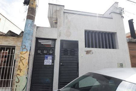 Fachada de casa para alugar com 1 quarto, 32m² em Vila Roque, São Paulo