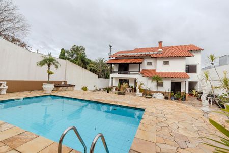 Quintal de casa à venda com 5 quartos, 480m² em Ipanema, Porto Alegre