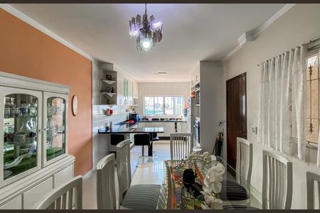 Cozinha  de casa à venda com 3 quartos, 225m² em Itaquera, São Paulo