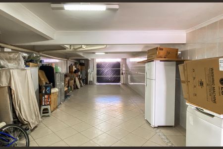 Garagem  de casa à venda com 3 quartos, 225m² em Itaquera, São Paulo