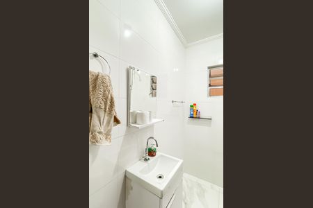 Lavabo  de casa à venda com 3 quartos, 225m² em Itaquera, São Paulo