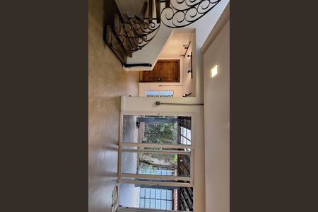 Casa para alugar com 110m², 3 quartos e 2 vagas Casa para alugar com 110m², 3 quartos e 2 vagasSala