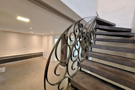 Casa para alugar com 110m², 3 quartos e 2 vagas Casa para alugar com 110m², 3 quartos e 2 vagasSala