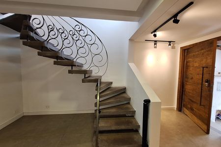 Casa para alugar com 110m², 3 quartos e 2 vagas Casa para alugar com 110m², 3 quartos e 2 vagasSala