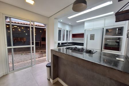 Casa para alugar com 110m², 3 quartos e 2 vagas Casa para alugar com 110m², 3 quartos e 2 vagasCozinha