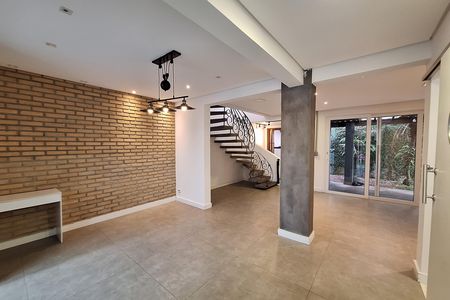 Casa para alugar com 110m², 3 quartos e 2 vagas Casa para alugar com 110m², 3 quartos e 2 vagasSala de Jantar