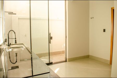 Apartamento à venda com 57m², 2 quartos e sem vaga Apartamento à venda com 57m², 2 quartos e sem vagaCozinha