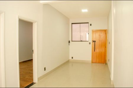 Apartamento à venda com 57m², 2 quartos e sem vaga Apartamento à venda com 57m², 2 quartos e sem vagaSala