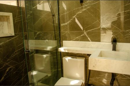 Banheiro de apartamento para alugar com 2 quartos, 57m² em Setor Oeste, Goiânia