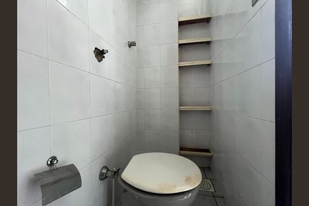 Lavabo de apartamento para alugar com 3 quartos, 80m² em Alípio de Melo, Belo Horizonte
