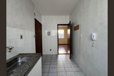 Cozinha de apartamento para alugar com 3 quartos, 80m² em Alípio de Melo, Belo Horizonte