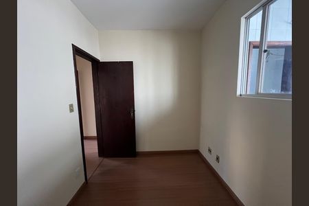 Apartamento para alugar com 80m², 3 quartos e 2 vagas Apartamento para alugar com 80m², 3 quartos e 2 vagasQuarto 1