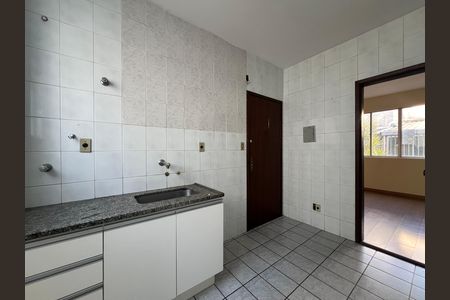 Apartamento para alugar com 80m², 3 quartos e 2 vagas Apartamento para alugar com 80m², 3 quartos e 2 vagasCozinha