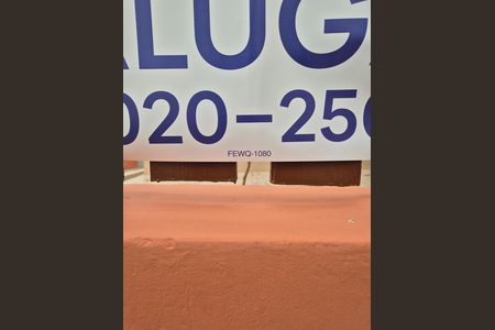 plaquinha  de casa para alugar com 1 quarto, 60m² em Jardim do Estádio, Santo André