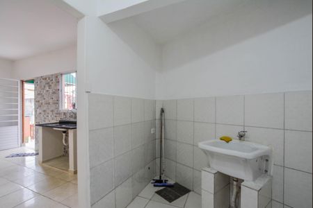 Área de Serviço de casa para alugar com 1 quarto, 60m² em Jardim do Estádio, Santo André