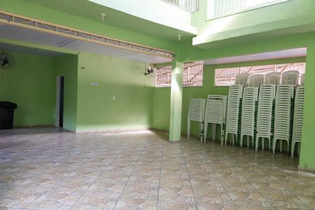 Apartamento para alugar com 45m², 2 quartos e 1 vaga Apartamento para alugar com 45m², 2 quartos e 1 vagaÁrea comum - Salão de festas