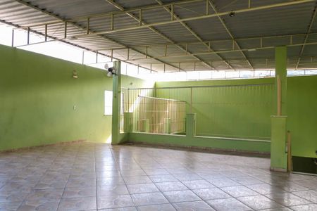 Apartamento para alugar com 45m², 2 quartos e 1 vaga Apartamento para alugar com 45m², 2 quartos e 1 vagaÁrea comum - Salão de festas