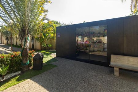 Apartamento para alugar com 42m², 2 quartos e 1 vaga Apartamento para alugar com 42m², 2 quartos e 1 vagaConveniência