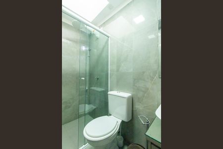 Apartamento à venda com 125m², 3 quartos e 2 vagas Apartamento à venda com 125m², 3 quartos e 2 vagasBanheiro da Suite 2
