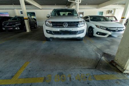 Apartamento à venda com 125m², 3 quartos e 2 vagas Apartamento à venda com 125m², 3 quartos e 2 vagasGaragem