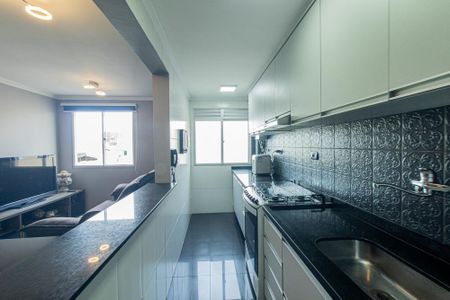 Apartamento à venda com 125m², 3 quartos e 2 vagas Apartamento à venda com 125m², 3 quartos e 2 vagasCozinha e Área de Serviço