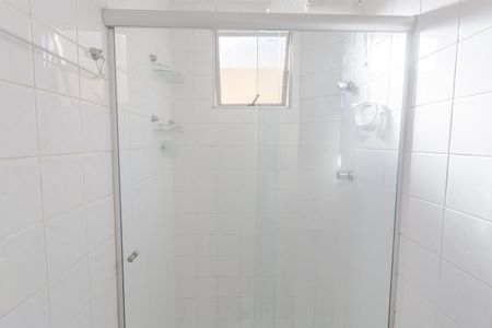Apartamento para alugar com 70m², 3 quartos e 1 vaga Apartamento para alugar com 70m², 3 quartos e 1 vagaBanheiro da Suíte