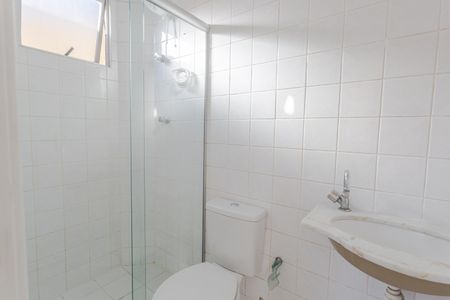 Banheiro da Suíte de apartamento para alugar com 3 quartos, 70m² em Palmares, Belo Horizonte