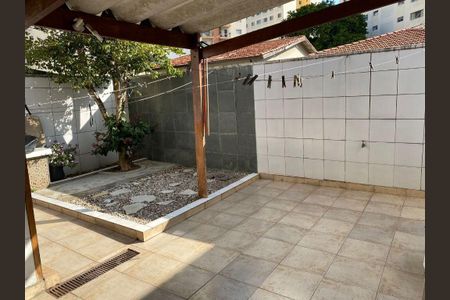 Casa à venda com 3 quartos, 210m² em Vila Congonhas, São Paulo