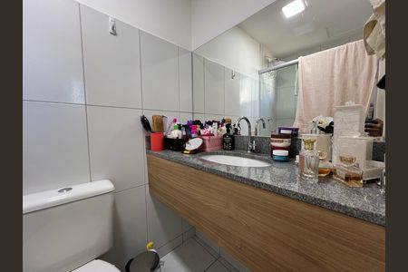 Apartamento à venda com 55m², 2 quartos e 1 vaga Apartamento à venda com 55m², 2 quartos e 1 vagaBanheiro da Suíte
