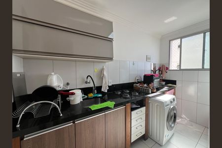 Apartamento à venda com 55m², 2 quartos e 1 vaga Apartamento à venda com 55m², 2 quartos e 1 vagaCozinha