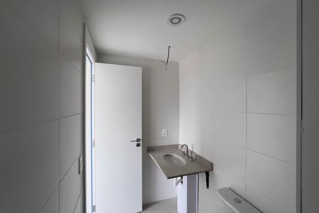 Apartamento à venda com 280m², 4 quartos e 3 vagas Apartamento à venda com 280m², 4 quartos e 3 vagasBanheiro do quarto 4