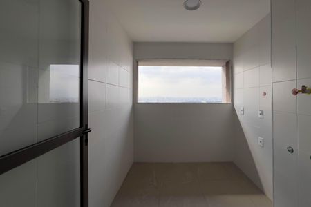 Apartamento à venda com 280m², 4 quartos e 3 vagas Apartamento à venda com 280m², 4 quartos e 3 vagasÁrea de serviço
