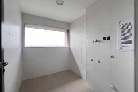 Apartamento à venda com 280m², 4 quartos e 3 vagas Apartamento à venda com 280m², 4 quartos e 3 vagasÁrea de serviço