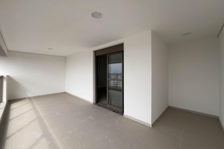 Apartamento à venda com 280m², 4 quartos e 3 vagas Apartamento à venda com 280m², 4 quartos e 3 vagasVaranda do quarto 1