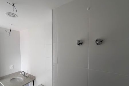 Apartamento à venda com 280m², 4 quartos e 3 vagas Apartamento à venda com 280m², 4 quartos e 3 vagasBanheiro do quarto 4