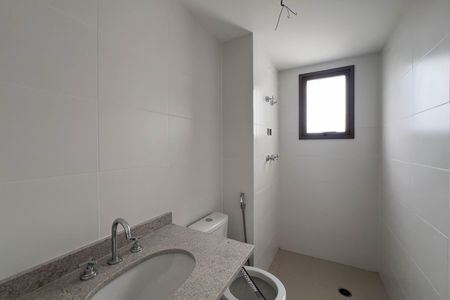 Apartamento à venda com 280m², 4 quartos e 3 vagas Apartamento à venda com 280m², 4 quartos e 3 vagasBanheiro do quarto 3