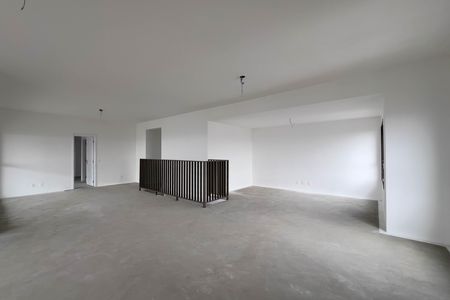 Apartamento à venda com 280m², 4 quartos e 3 vagas Apartamento à venda com 280m², 4 quartos e 3 vagasSala