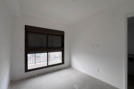 Apartamento à venda com 280m², 4 quartos e 3 vagas Apartamento à venda com 280m², 4 quartos e 3 vagasQuarto 2