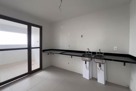 Apartamento à venda com 280m², 4 quartos e 3 vagas Apartamento à venda com 280m², 4 quartos e 3 vagasCozinha