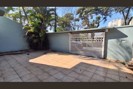 Garagem  de casa à venda com 3 quartos, 450m² em Jardim Sao Caetano, São Caetano do Sul