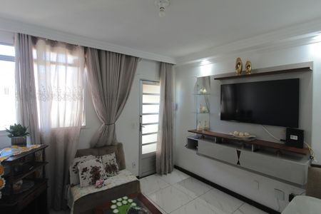 Apartamento à venda com 2 quartos, 46m² em Vila Cloris, Belo Horizonte